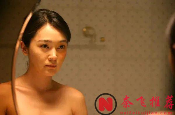 这部尺度与脑洞齐飞的韩国电影《空房间/感官乐园/空屋情人》全片几乎没有对白，但每一帧画面都在咆哮！