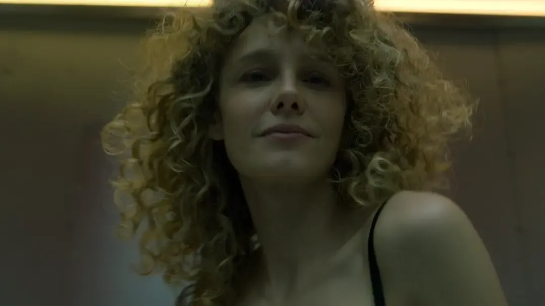 季季封神，Netflix这部悬疑神剧《纸钞屋/纸房子》真是百看不厌！