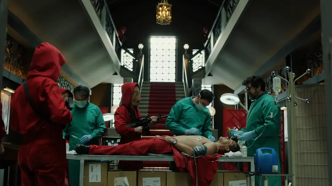 季季封神，Netflix这部悬疑神剧《纸钞屋/纸房子》真是百看不厌！