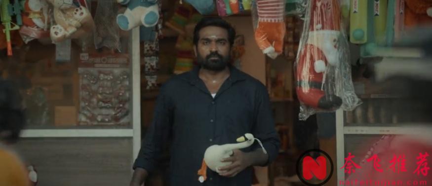 这部印度犯罪悬疑电影《因果报应/谁偷了垃圾桶？》，看完我直接给出五星好评！