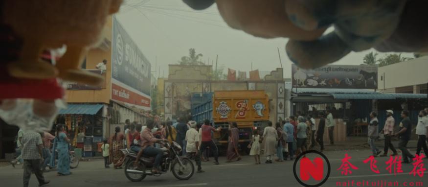 这部印度犯罪悬疑电影《因果报应/谁偷了垃圾桶？》，看完我直接给出五星好评！