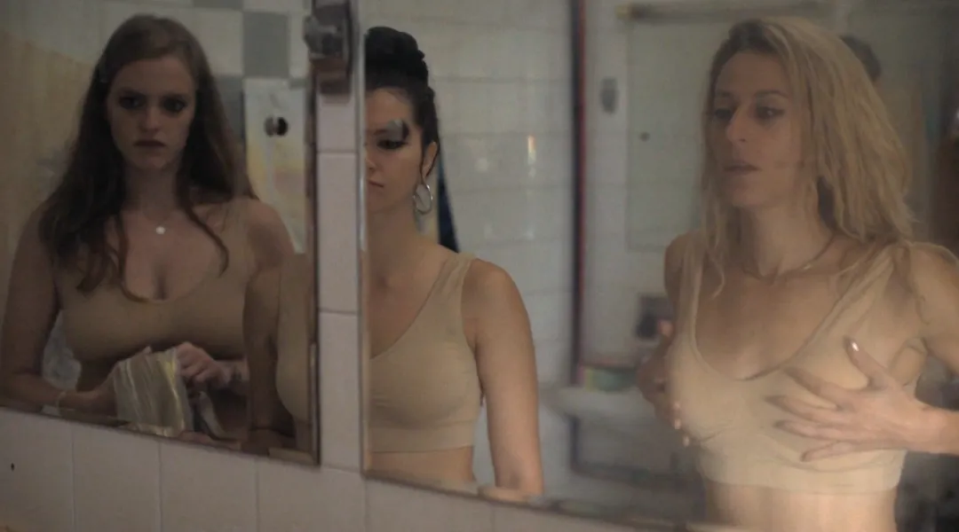 希腊冷门尺度佳作《动物》，娱乐至死的动物！