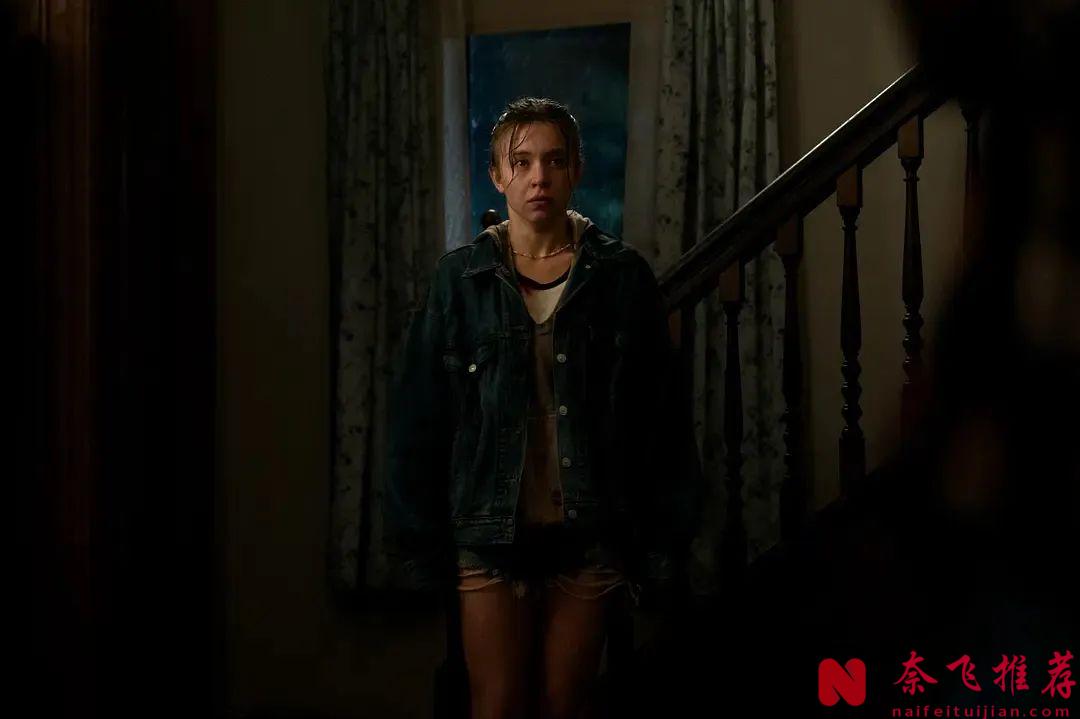 Apple TV+的心理惊悚片《回声谷/回音谷》，用一夜之间的血雨腥风，把「母女关系」推向极端