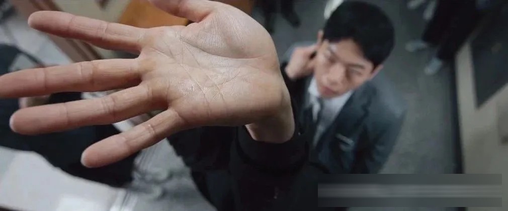 韩剧《铁拳教育》:有些孩子是恶魔,有些老师是人渣,有些家长是怪兽
