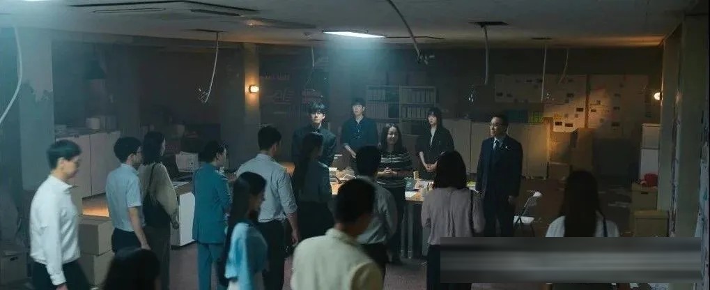 韩剧《铁拳教育》:有些孩子是恶魔,有些老师是人渣,有些家长是怪兽