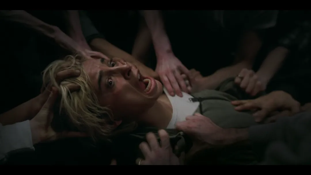 这爆款R级恐怖片《夺命微笑2/微笑2/魅笑2》终于回归，评分超越第一部！