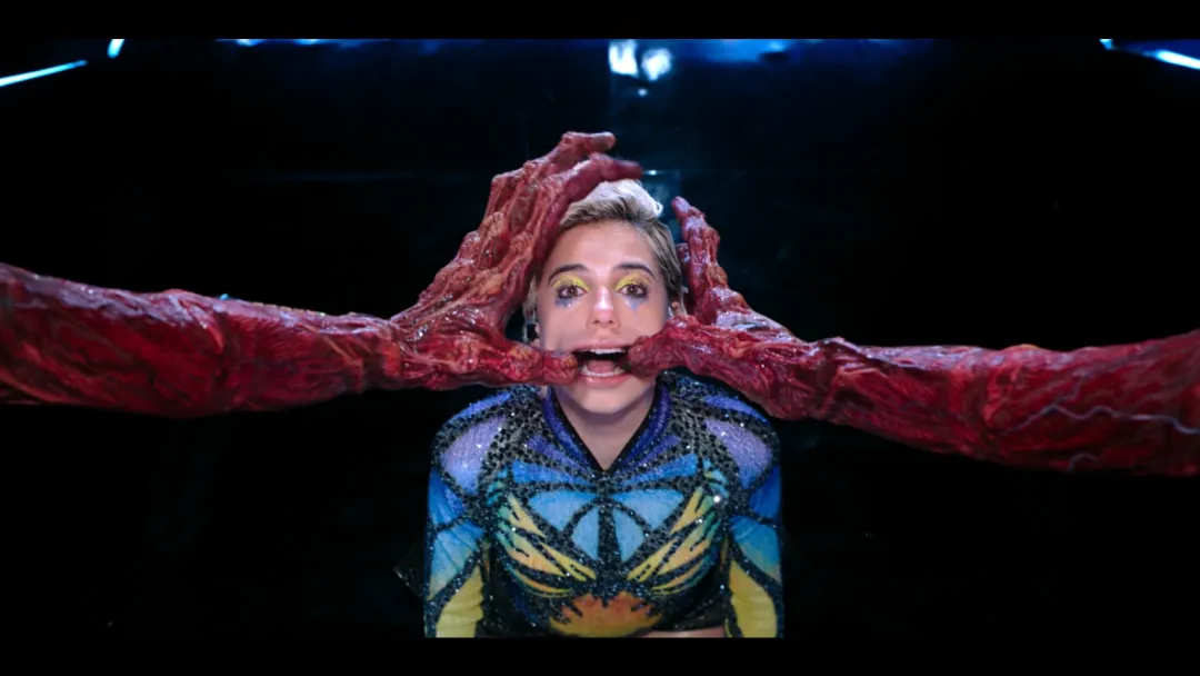 这爆款R级恐怖片《夺命微笑2/微笑2/魅笑2》终于回归，评分超越第一部！