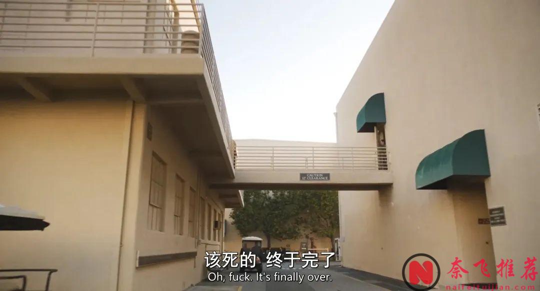 他梦想拍佳作，却沦为烂片推销员！这部《片厂风云/ 斗戏影业》剧揭穿了电影圈的真相。