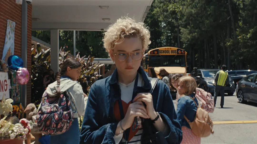 2025火爆的R级惊悚悬疑片《凶器》，不靠跳吓血腥吓人，纯纯心理压迫，连续四周北美票房冠军！