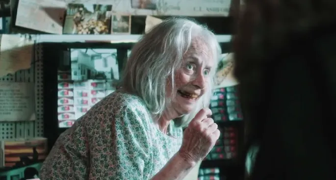 2024最新恐怖片《掉頭陰間路/掉頭走》，新婚夫婦意外進入時空迴圈，詭異之事接連出現，反轉不斷