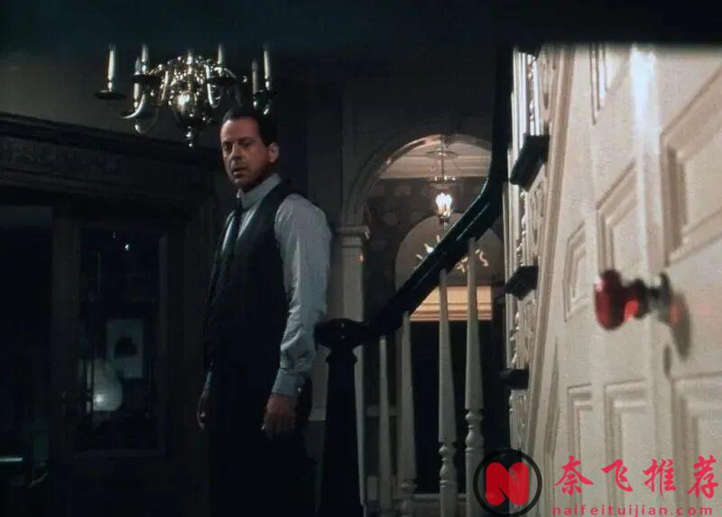 全球最好的烧脑神片《第六感/鬼眼/灵异第六感》，结局大反转，至今无人超越