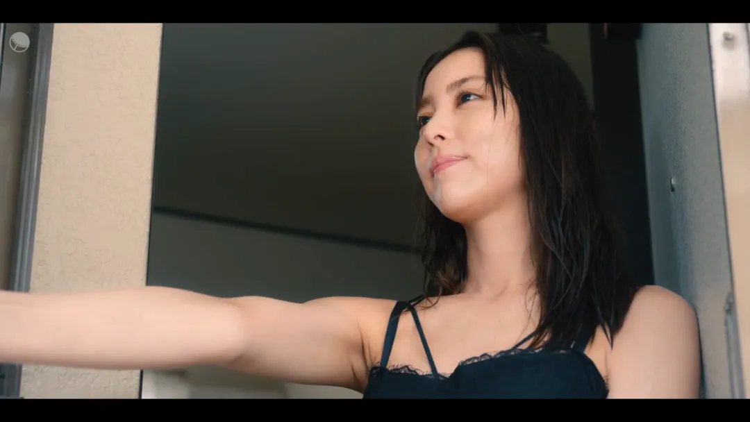 島國尺度愛情新劇《小早，我啊》，出軌三角戀，讓談過異地戀的人看著很揪心！