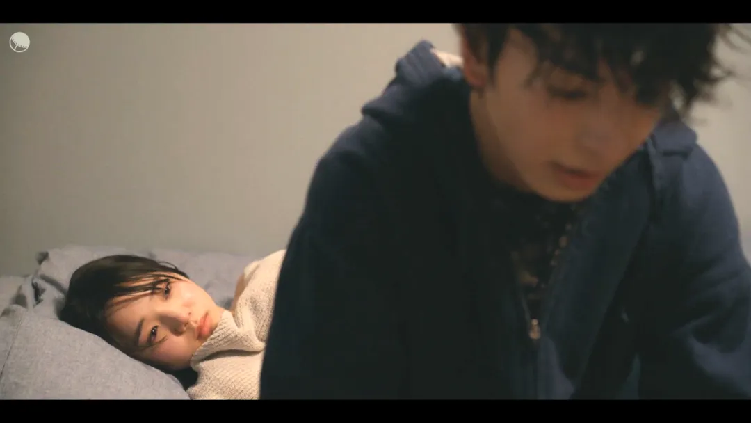 島國尺度愛情新劇《小早，我啊》，出軌三角戀，讓談過異地戀的人看著很揪心！