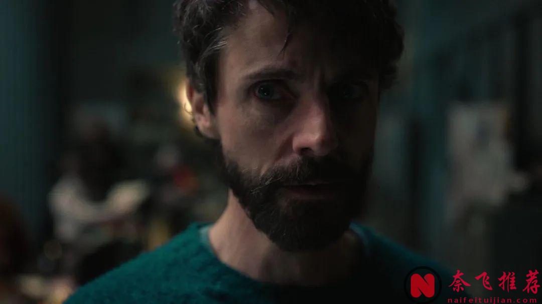 Netflix出品的英国最新悬疑推理剧《悬案解码》上线，以冷案调查为主轴，每集深入挖掘尘封已久的案件！