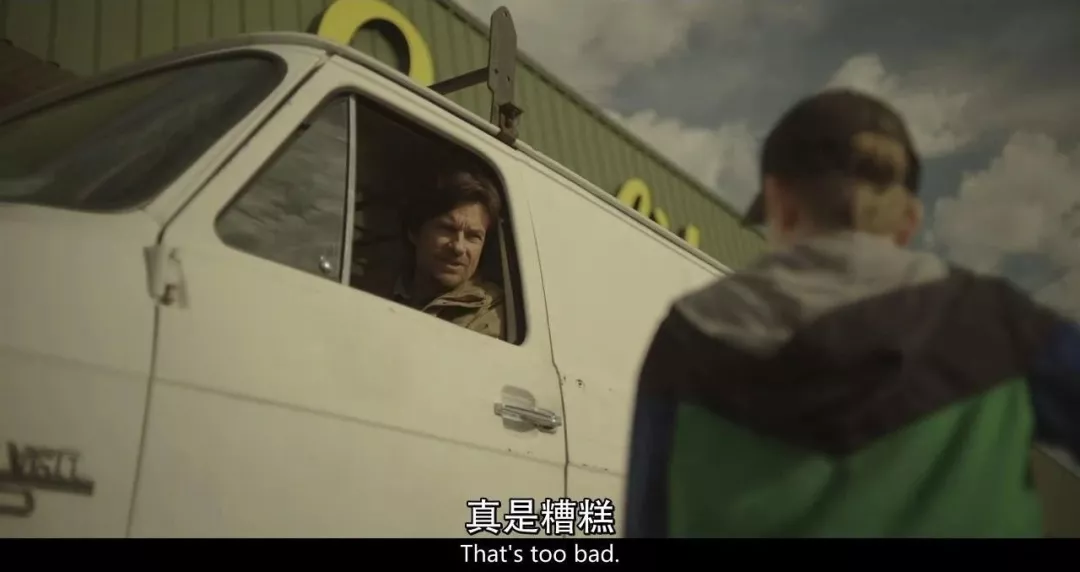 《局外人》(港译《异乡客》):所有证据都指向他,可他同一时间在两个地方