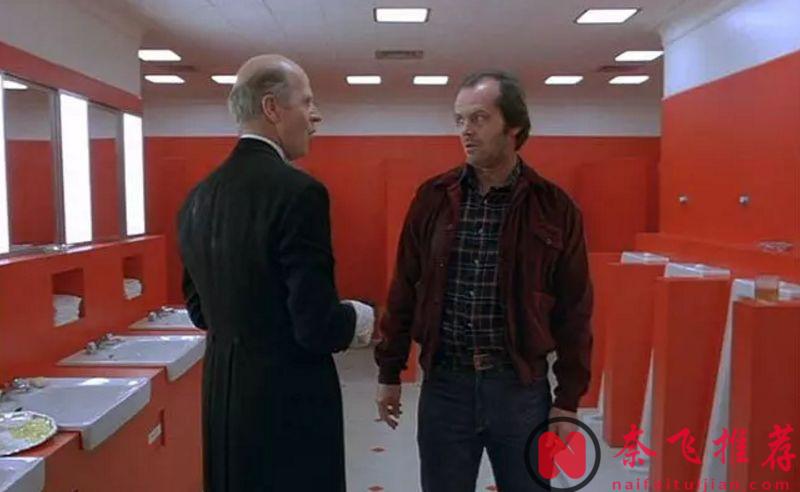 細思極恐的細節越看越讓人頭皮發麻的《閃靈/鬼店》，不可複製的經典之作！