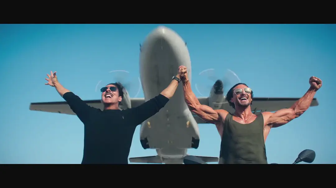 燃爆！这电影《救世双雄/大官 小官》两大动作巨星从头打到尾！