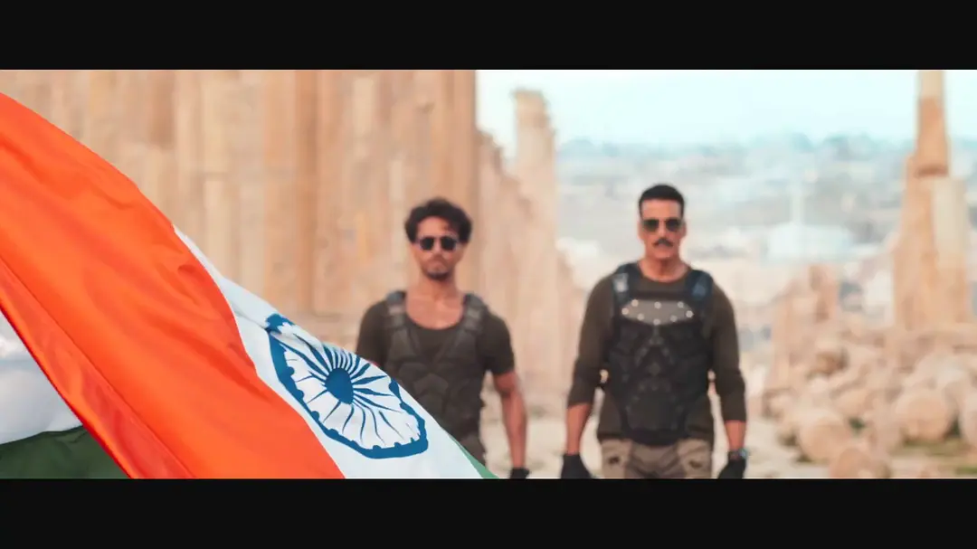 燃爆！这电影《救世双雄/大官 小官》两大动作巨星从头打到尾！