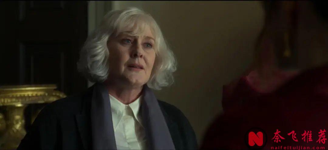 第一集就上尺度，Netflix年底壓軸驚悚懸疑新劇《黑鴿》太生猛了！