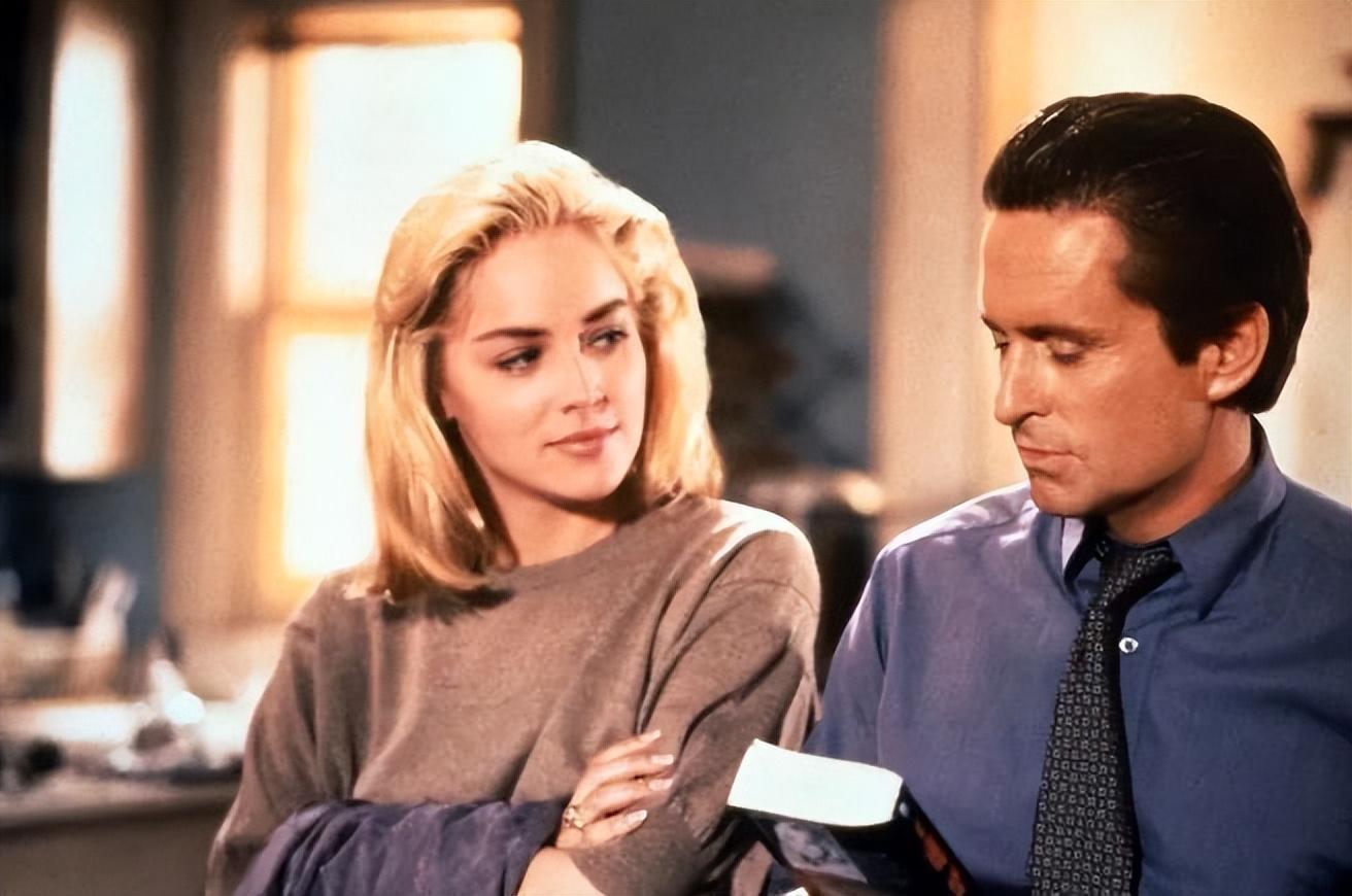 保罗·范霍文执导的10部限制级电影，哪部看完让你意犹未尽？