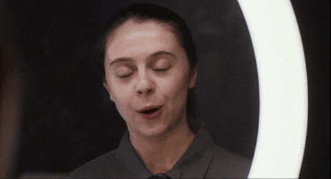 這反烏托邦尺度新作《興奮不已》！真敢拍！