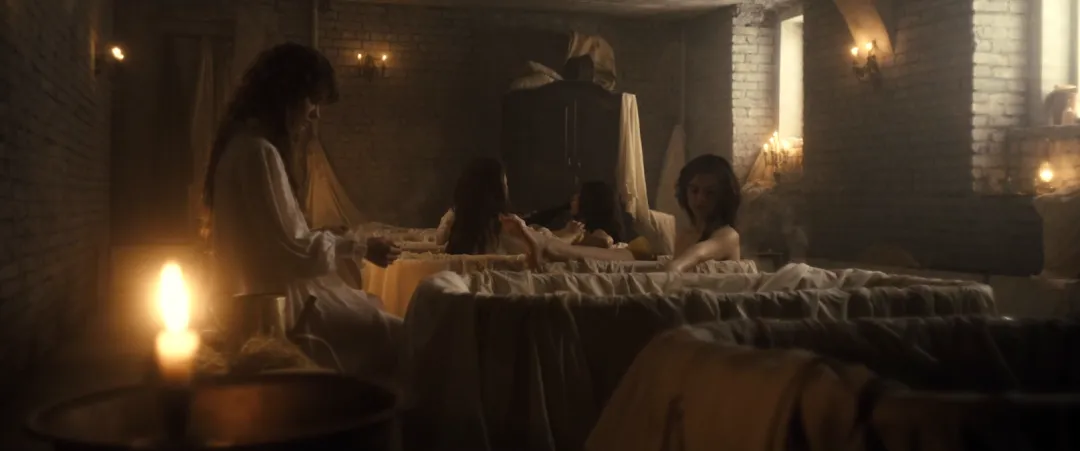 尺度禁忌俄劇《荒島旅店》！瘋批女人的荒島生活