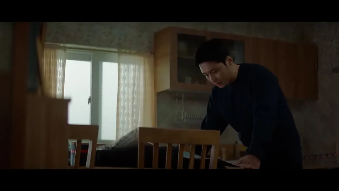 韩国新上一部讲述一系列发生在封闭村庄中神秘事件的悬疑剧集《白雪公主必须死》