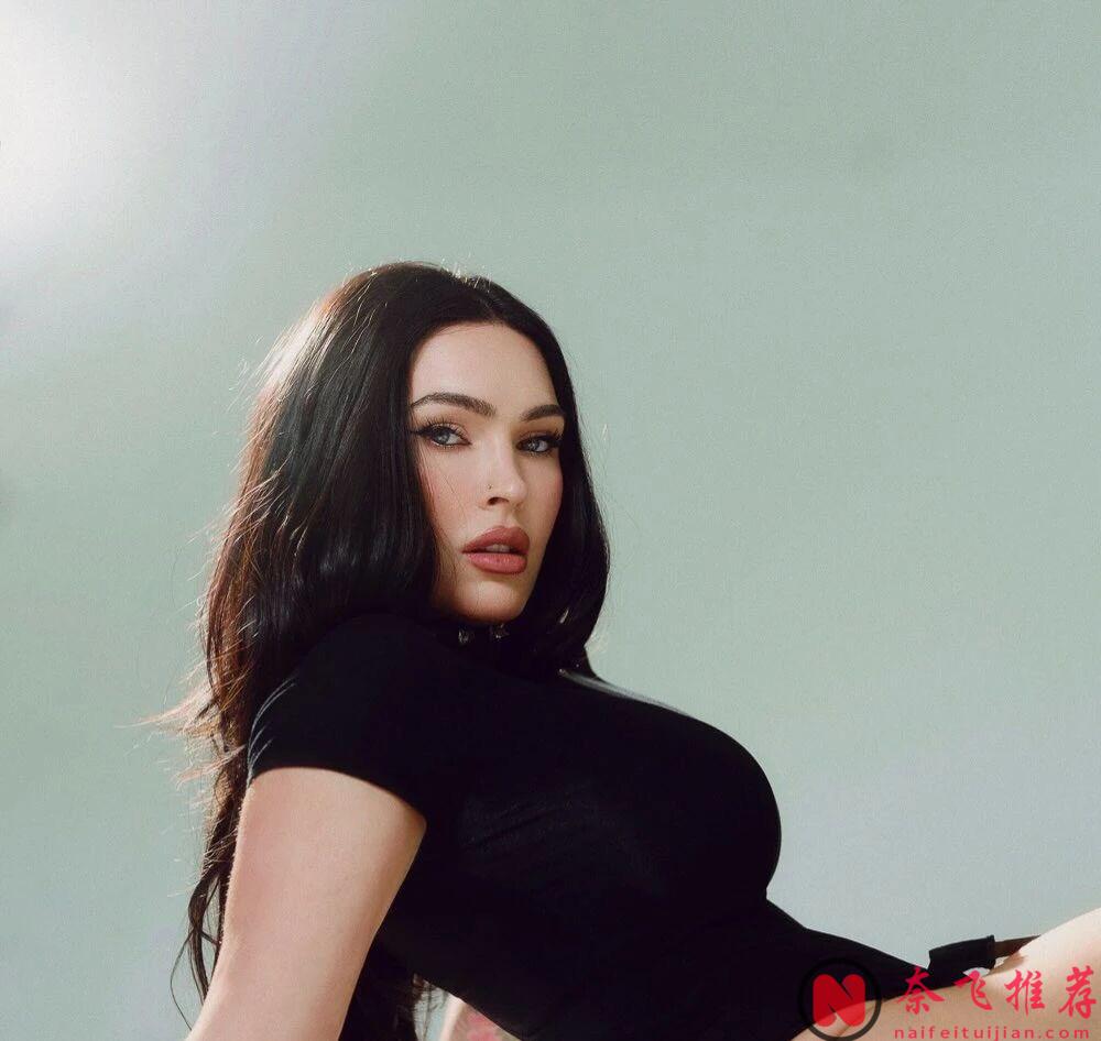 失蹤人口迴歸，「梅根·福克斯/梅甘·福克斯」發辣照宣告"我還活著"!