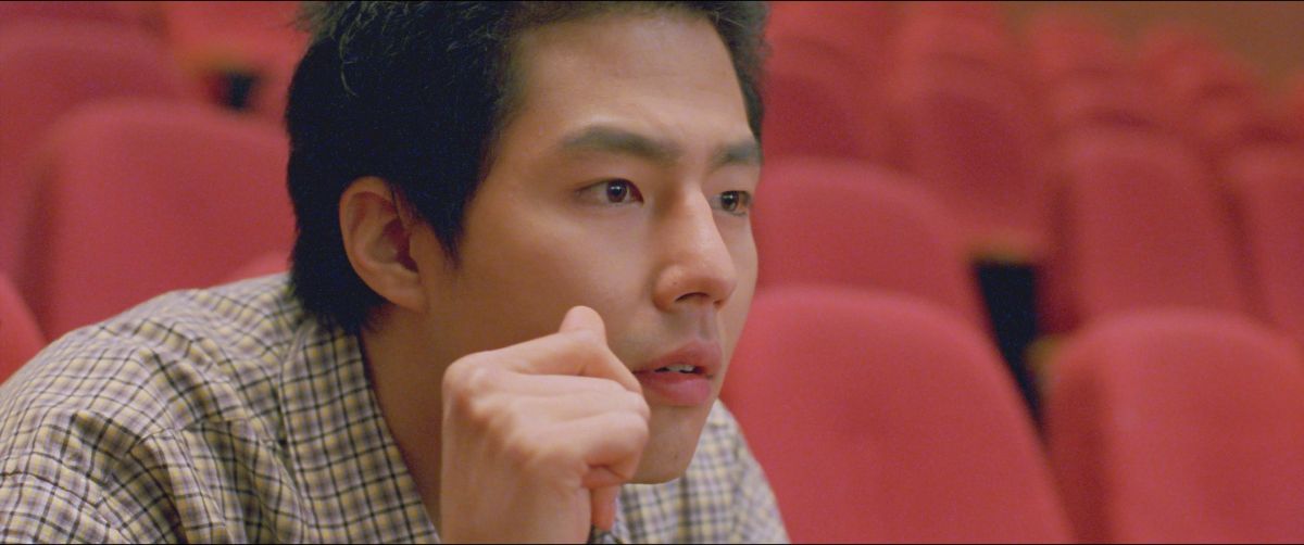 「假如爱有天意」赵寅成20年前青涩模样曝光！与初恋孙艺真「经典浪漫名场面」暧昧共披外套奔跑躲雨