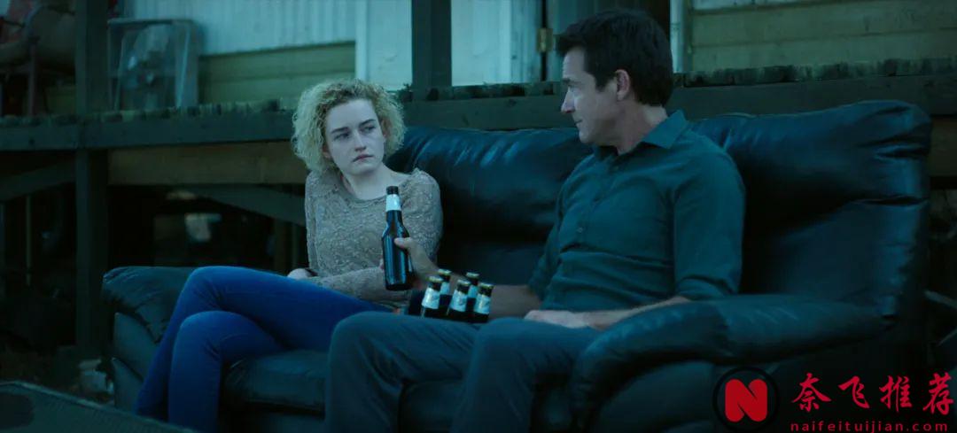 IMDb上33萬+ 8.5 分 Netflix 天花板美劇《黑錢勝地》，一集比一集過癮！