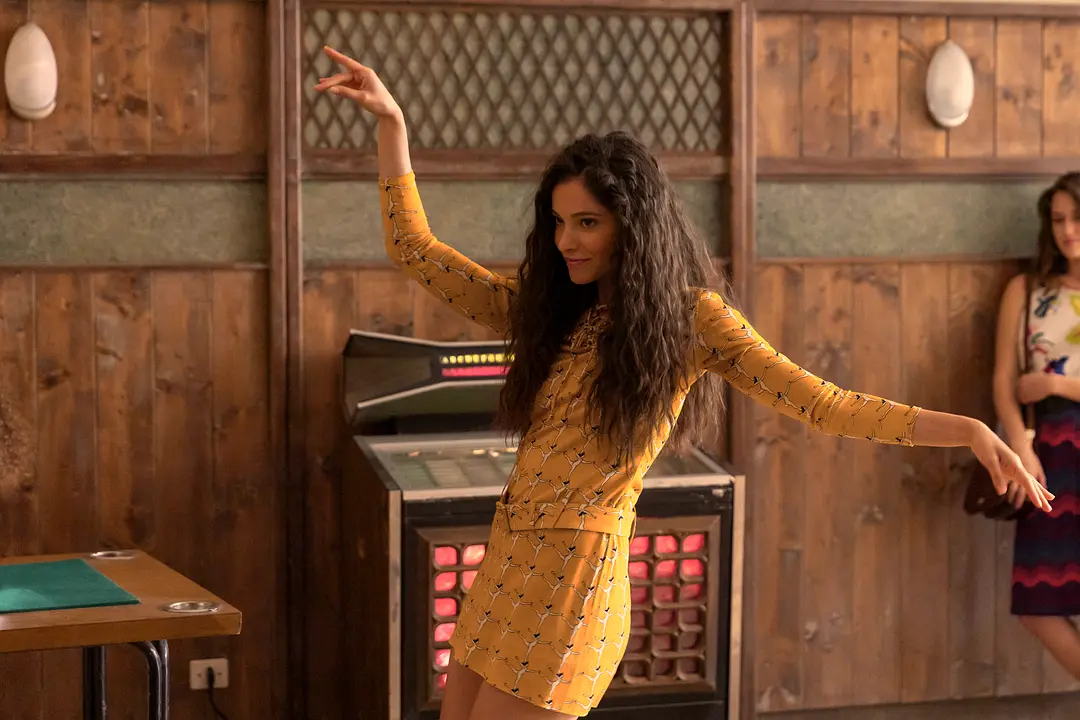 还得看Netflix网飞，这5部尺度剧真行，简直擦得没边！