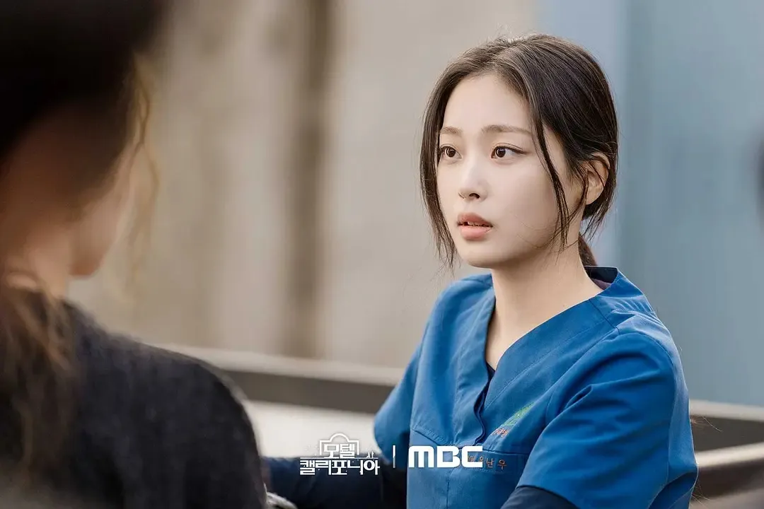 《加利福尼亞旅館》第一集就愛了！回村和初戀破鏡重圓，這種韓劇根本看不膩