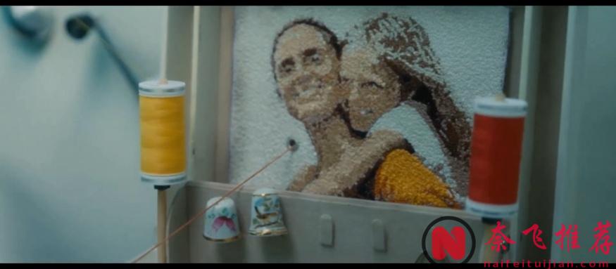 2025絕妙劇情！裝滿錢的箱子你撿還是不撿？