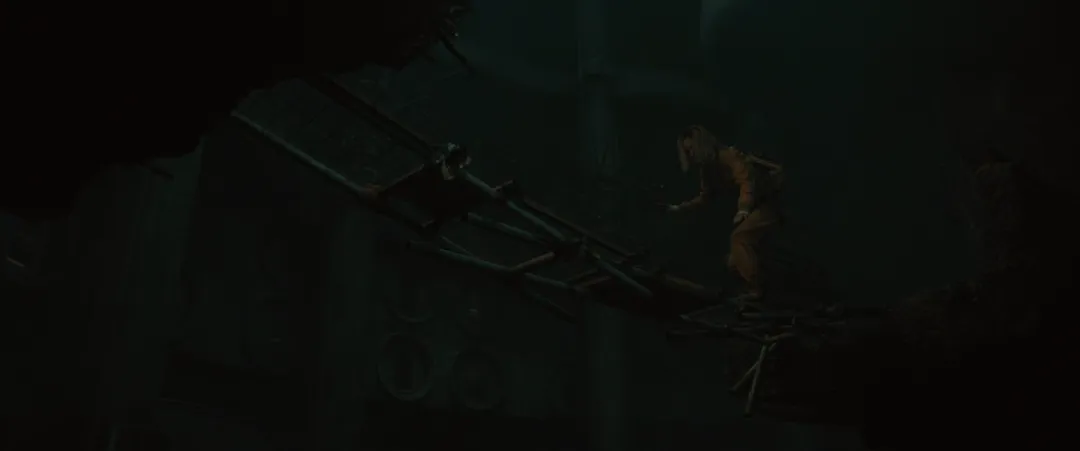 蘋果這末日求生神劇續集《末日地堡》第二季來了，進一步深入探索了筒倉的奧秘與人類的生存困境！