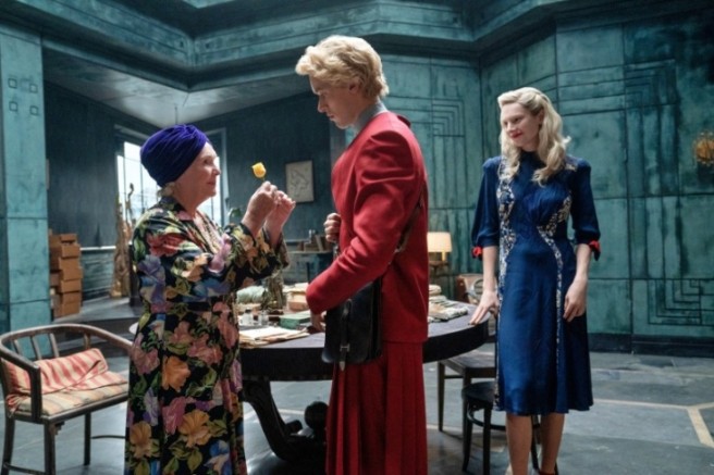 「饥饿游戏：鸣鸟与蛇之歌」：终极邪恶的诞生，揭秘史诺总统的黑暗转变，没有片尾彩蛋