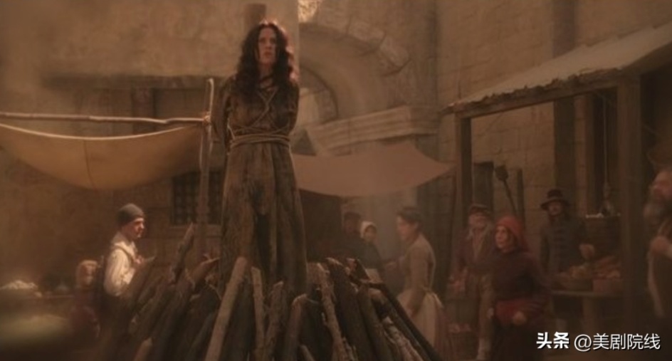 HBO把吸血鬼题材拍成了硬核限制级美剧，比如「真爱如血」，给观众看麻了