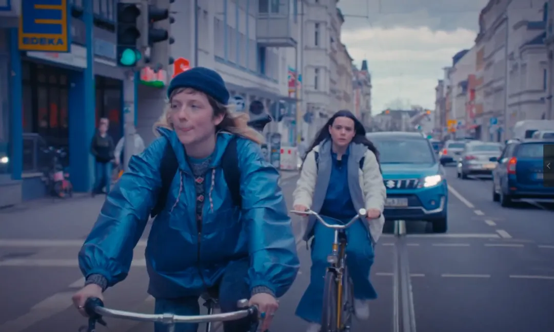 《外语/以你的语言呼唤我》一部关于寻找爱、重新诠释爱的电影，女主不愧是电影节常客！