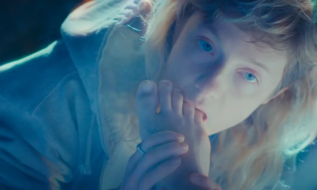 《外语/以你的语言呼唤我》一部关于寻找爱、重新诠释爱的电影，女主不愧是电影节常客！