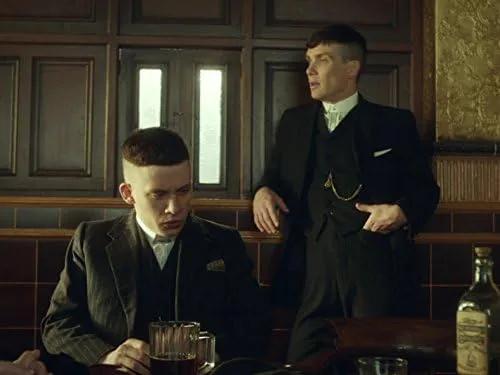 9.3分神剧《浴血黑帮》转战大银幕，万众期待的男神回归！