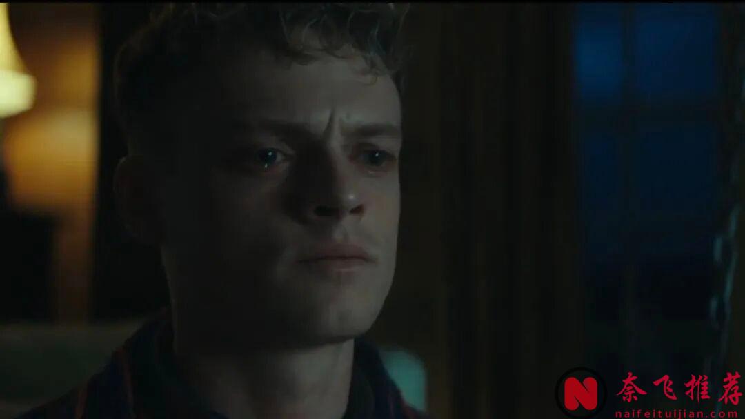 別被片名騙了，這部神作《惡徒/發條狗》看得我後背發涼