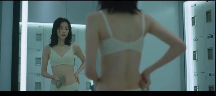 Netflix上电影榜冠军台湾电影《恶女》，突破尺度，真实事件改编！
