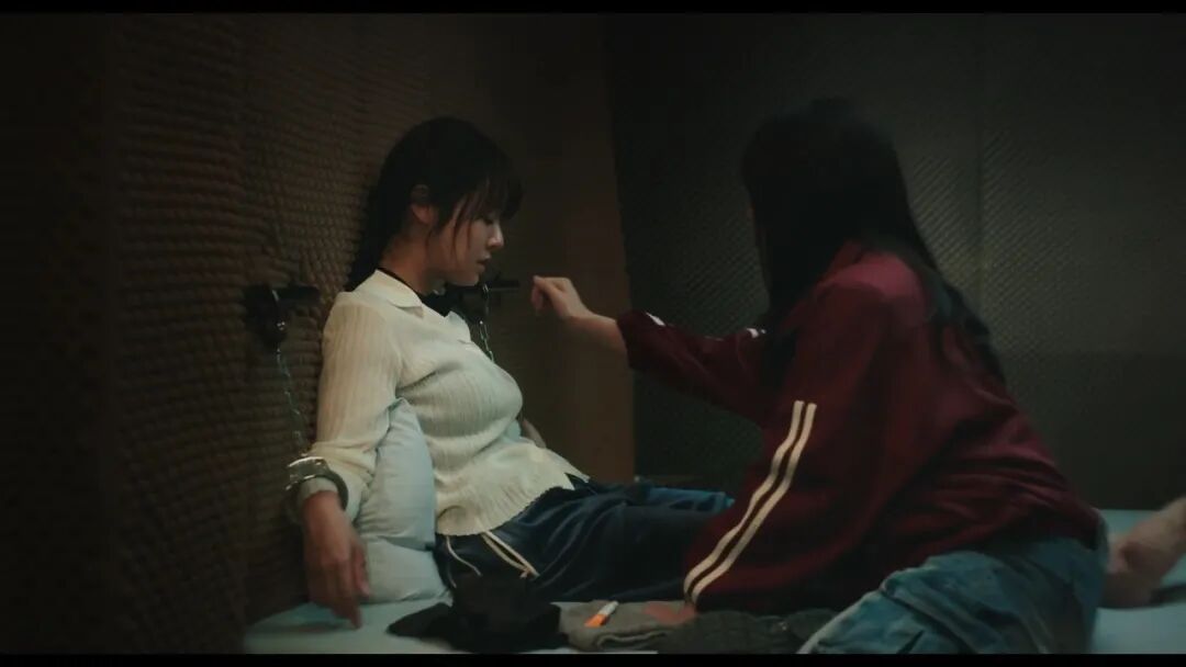 韩国最新犯罪电影《姐妹/爱丽丝的失踪(韩版)》，女神破格出演，反转很震撼