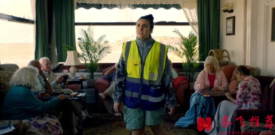 有人說，長大是一種暴力，這句話，用來形容英劇《你本該做的事》中主角的人生，簡直再合適不過！