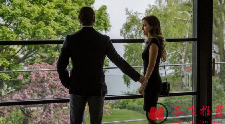 美劇《應召女友》看點十足，把「應召圈子」拍的太生猛了！