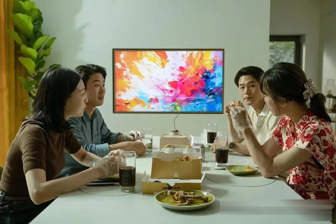 韩剧《好久没做》：六集性喜剧，笑完只剩房贷与中年的凄楚