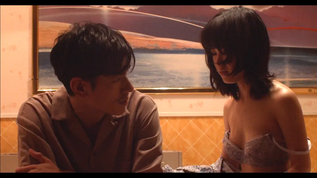 日本電影《世界的盡頭/慾望的盡頭》，演繹大叔與蘿莉的公路之戀！