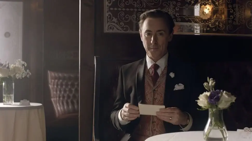 这部全程仅一人独白的9.0分英国电影《酷儿们》，舍不得快进一秒！简直让人沉迷！