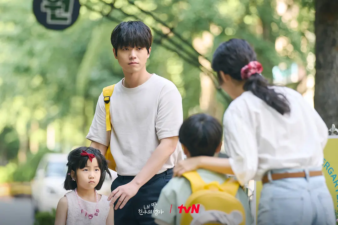 又一部轻松有趣韩剧《女儿朋友的妈妈》，连刷全集，看欢喜冤家关系如何逆转