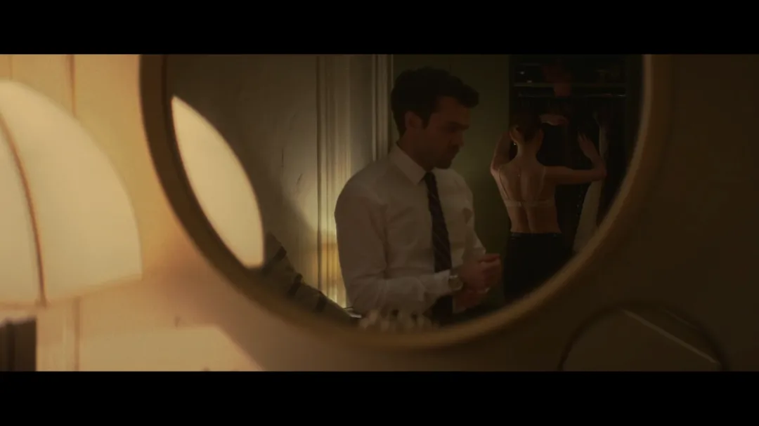 Netflix出品的办公室禁忌电影《公平竞争/公平游戏》，大男子主义男主不满女主职位升迁！