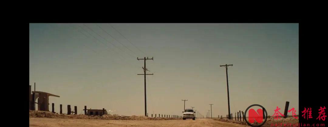 這部重口味電影《人肉農場》看得讓人絕望，女人用來產奶，男人直接端上餐桌，